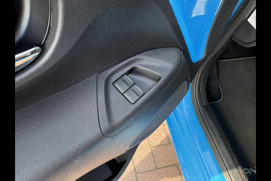 Toyota Aygo 1.0 VVT-i X-Play Automaat 5-drs. CAMERA/CARPLAY/MEDIA/LIMITER