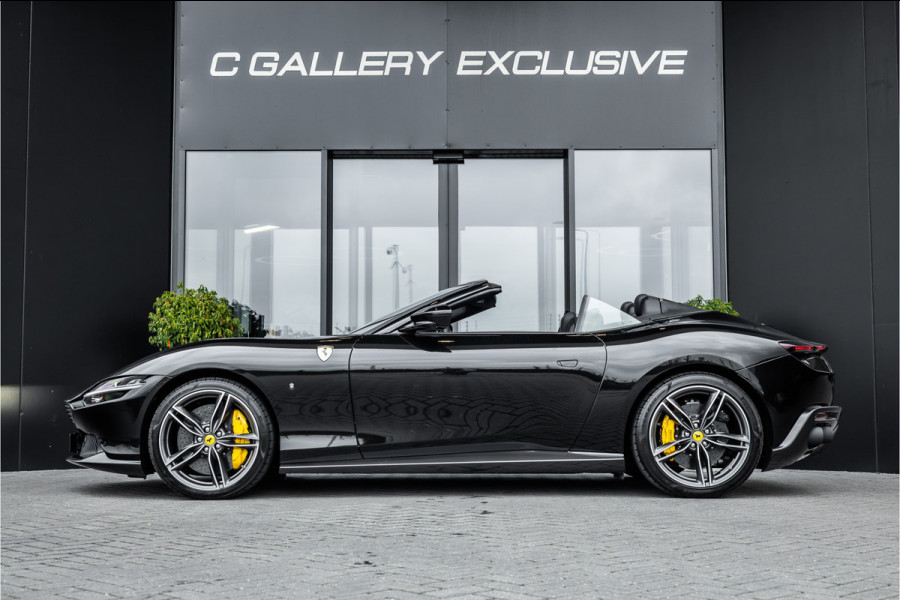 Ferrari Roma Spider 3.9 V8 - Nero Daytona | Full Carbon | Passenger Display | JBL | 360 Camera | Memory