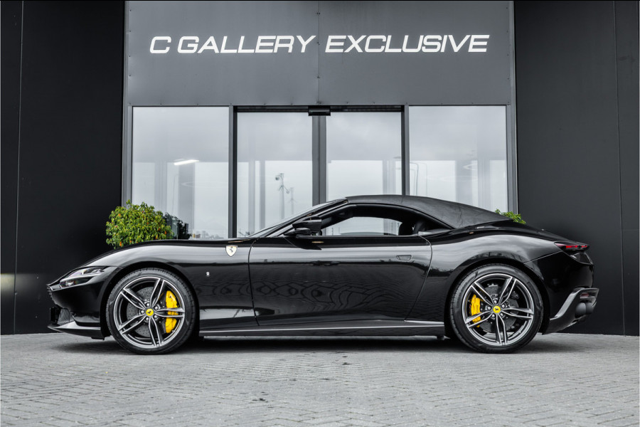 Ferrari Roma Spider 3.9 V8 - Nero Daytona | Full Carbon | Passenger Display | JBL | 360 Camera | Memory