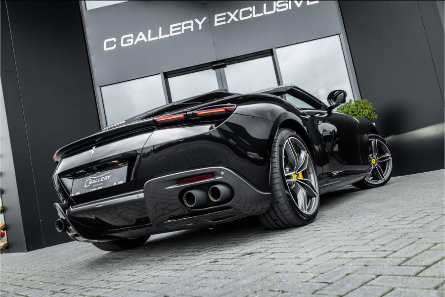 Ferrari Roma Spider 3.9 V8 - Nero Daytona | Full Carbon | Passenger Display | JBL | 360 Camera | Memory