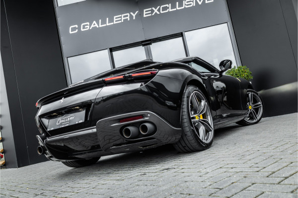 Ferrari Roma Spider 3.9 V8 - Nero Daytona | Full Carbon | Passenger Display | JBL | 360 Camera | Memory