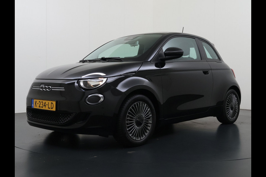 Fiat 500 Icon Long Range 42kWh SOH 91% Apple Carplay Android Auto Navi Ecc Cruise Control Pdc Keyless DAB Led Lmv Bluetooth Isofix Wifi Lane Assist Regen-Lichtsensor Grote Accu 1e Eigenaar Origineel Nederlandse Auto