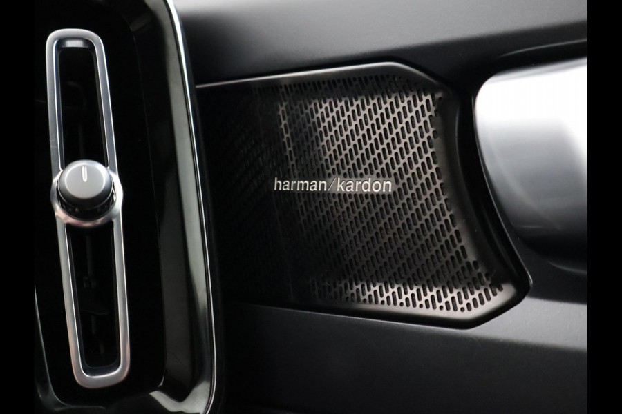 Volvo C40 RECHARGE ULTIMATE 69 kWh + 20 INCH | PANORAMA | 360 CAMERA | HARMAN/KARDON | ADAPTIVE CRUISE