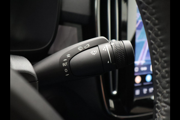 Volvo C40 RECHARGE ULTIMATE 69 kWh + 20 INCH | PANORAMA | 360 CAMERA | HARMAN/KARDON | ADAPTIVE CRUISE