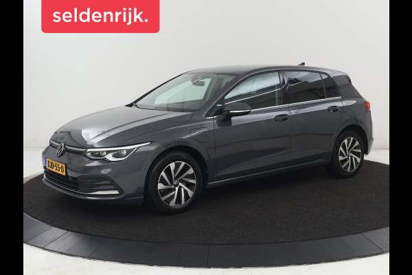 Volkswagen Golf 1.4 eHybrid Style | SOH 88% | Massage | Carplay Adaptive cruise | Memory | Navigatie | Sfeerverlichting | Parkeerhulp | Climate control | Bluetooth | PHEV | Plug In