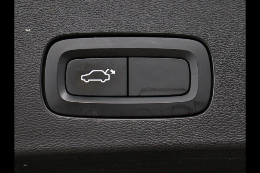 Volvo V60 2.0 T5 Inscription | Trekhaak | Leder | Stoel & Stuurverwarming | Navigatie | Carplay | Harman/Kardon | Full LED | Parkeerhulp | DAB | Memory | Climate control | Bluetooth | Cruise control