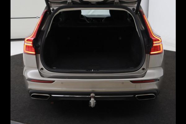 Volvo V60 2.0 T5 Inscription | Trekhaak | Leder | Stoel & Stuurverwarming | Navigatie | Carplay | Harman/Kardon | Full LED | Parkeerhulp | DAB | Memory | Climate control | Bluetooth | Cruise control