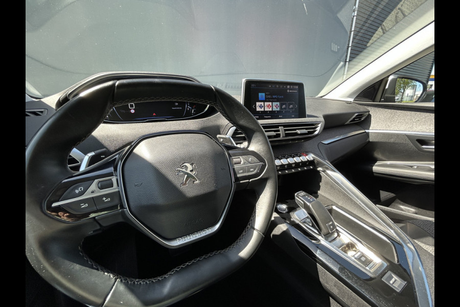 Peugeot 3008 BWJ 2021 | 1.2T 131PK Premium Av. AUTOMAAT | TREKHAAK | PANO SCHUIFDAK | 19'' LMV | CARPLAY | NAVI | CLIMA | AGR | LEDER/STOF | PDC | STOELVERW |