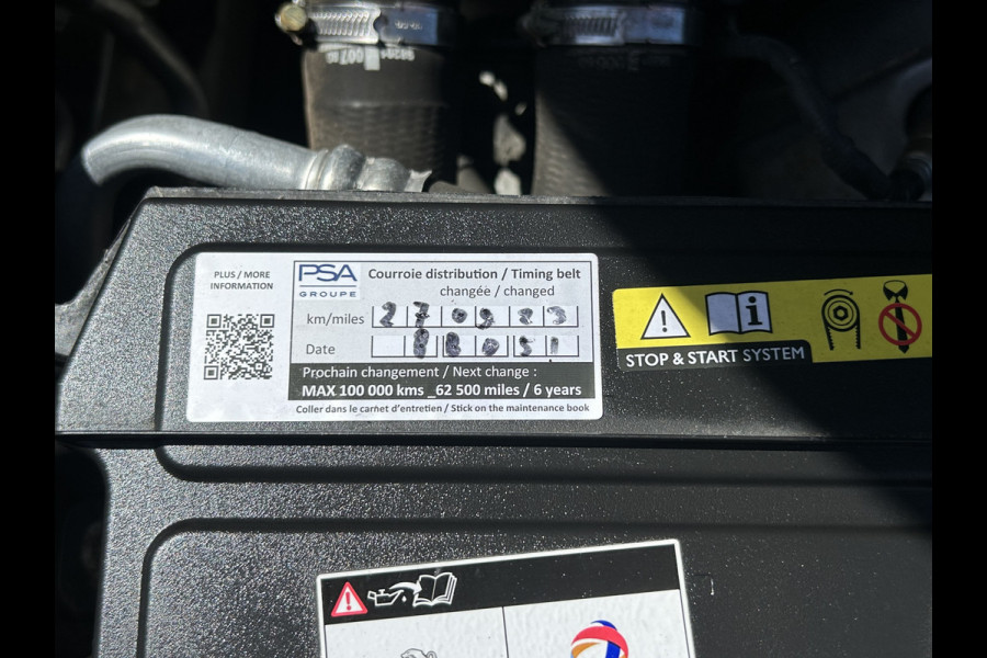 Peugeot 3008 BWJ 2021 | 1.2T 131PK Premium Av. AUTOMAAT | TREKHAAK | PANO SCHUIFDAK | 19'' LMV | CARPLAY | NAVI | CLIMA | AGR | LEDER/STOF | PDC | STOELVERW |