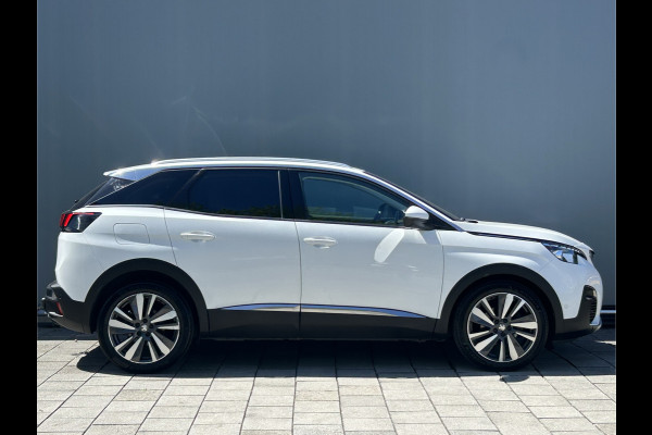 Peugeot 3008 BWJ 2021 | 1.2T 131PK Premium Av. AUTOMAAT | TREKHAAK | PANO SCHUIFDAK | 19'' LMV | CARPLAY | NAVI | CLIMA | AGR | LEDER/STOF | PDC | STOELVERW |