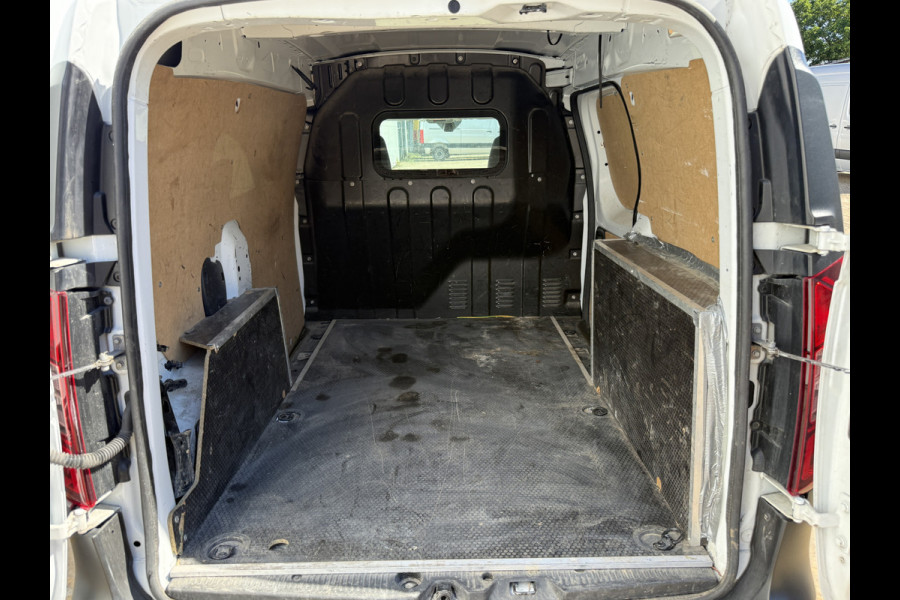 Renault Kangoo Comfort 1.3 TCe 100PK **Benzine** L1 Airco Navigatie Carplay Cruise Control Parkeersensoren