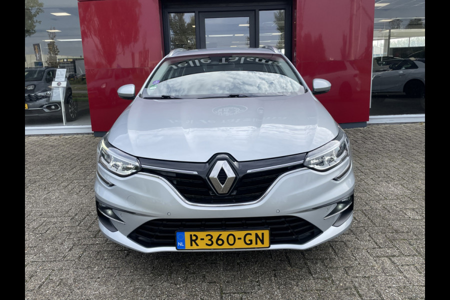 Renault Mégane Estate 1.6 E-Tech Plug-In Hybrid 160 Business Zen | Carplay/Android | PDC voor en achter | Climate | Cruise control | Lane assis Let op, rijdende auto, niet altijd aanwezig. Bel voor een afspraak!