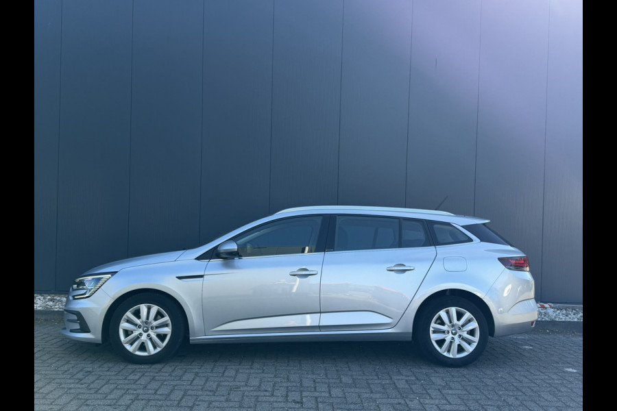 Renault Mégane Estate 1.6 E-Tech Plug-In Hybrid 160 Business Zen | Carplay/Android | PDC voor en achter | Climate | Cruise control | Lane assis Let op, rijdende auto, niet altijd aanwezig. Bel voor een afspraak!
