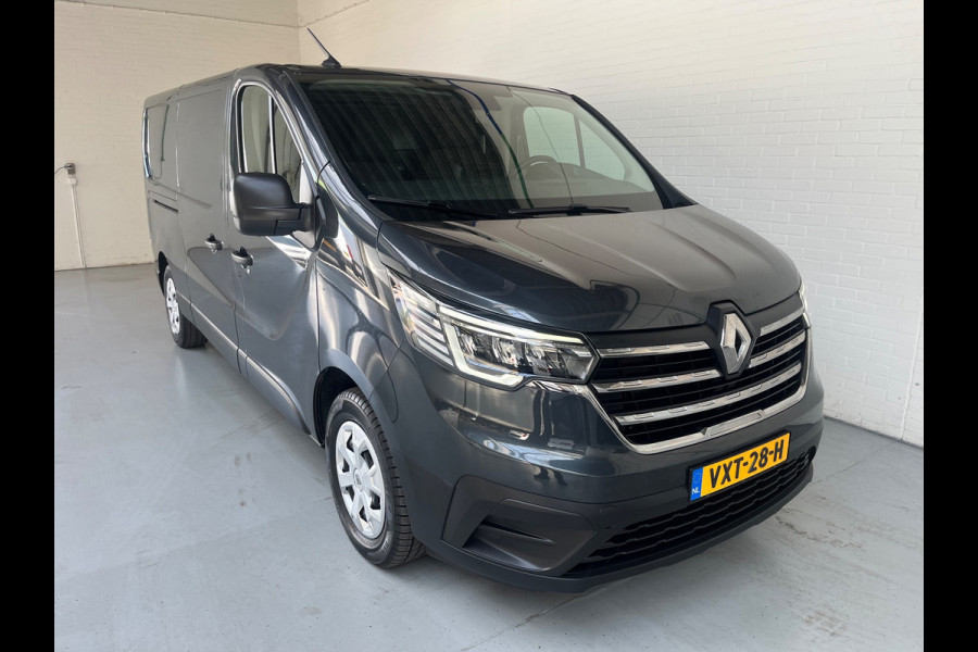Renault Trafic 2.0 dCi 110pk euro6 T30 L2H1 Comfort 3Persoons, Airco, CruiseControl, Trekhaak, RIJKLAARPRIJS! NEDERLANDSE BUS!