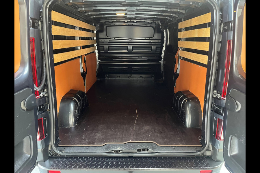 Renault Trafic 2.0 dCi 110pk euro6 T30 L2H1 Comfort 3Persoons, Airco, CruiseControl, Trekhaak, RIJKLAARPRIJS! NEDERLANDSE BUS!