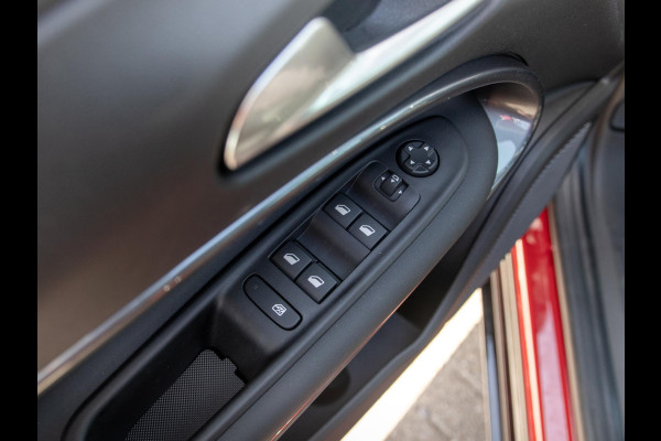 Fiat 600E Sport 54 kWh | Clima | Adapt. Cruise | Navi | Winter Pack | Camera | 18"  | Apple Carplay