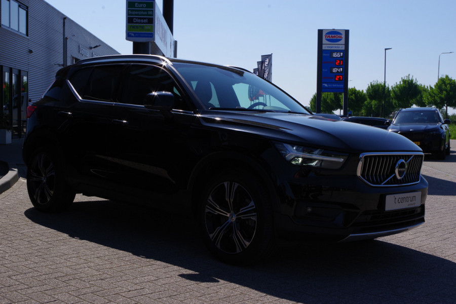 Volvo XC40 1.5 T4 211 PK Recharge Inscription, Trekhaak, Panoramadak, Harman/Kardon, 360 Camera