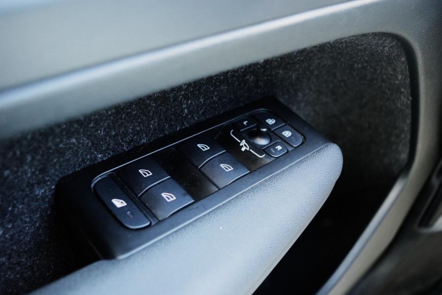 Volvo XC40 1.5 T4 211 PK Recharge Inscription, Trekhaak, Panoramadak, Harman/Kardon, 360 Camera