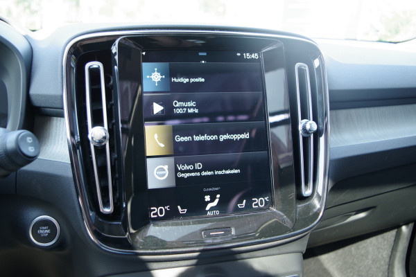 Volvo XC40 1.5 T4 211 PK Recharge Inscription, Trekhaak, Panoramadak, Harman/Kardon, 360 Camera