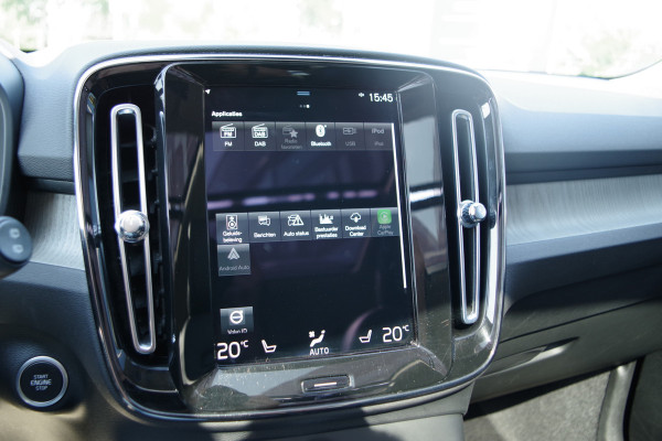 Volvo XC40 1.5 T4 211 PK Recharge Inscription, Trekhaak, Panoramadak, Harman/Kardon, 360 Camera