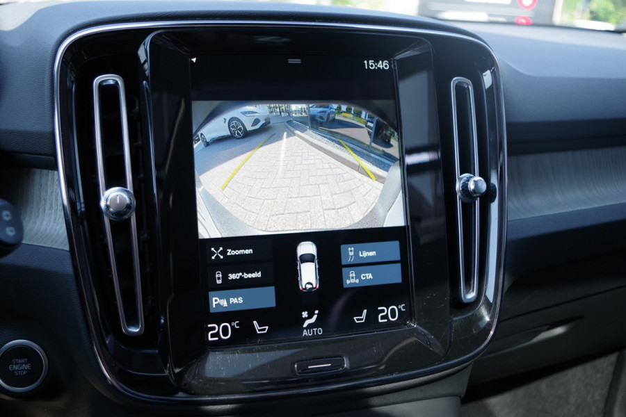 Volvo XC40 1.5 T4 211 PK Recharge Inscription, Trekhaak, Panoramadak, Harman/Kardon, 360 Camera