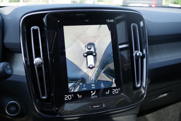Volvo XC40 1.5 T4 211 PK Recharge Inscription, Trekhaak, Panoramadak, Harman/Kardon, 360 Camera