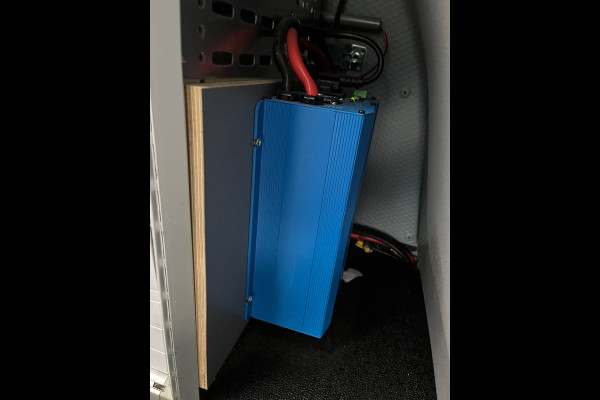 Mercedes-Benz Vito AUTOMAAT SERVICEWAGEN L2H1 116 CDI 160PK euro6, Airco, Sortimo Kasten Omvormer Trekhaak RIJKLAARPRIJS!