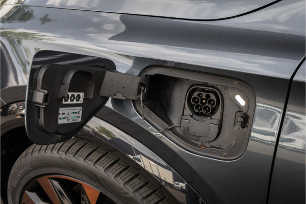 CUPRA Formentor 1.5 TSI e-Hybrid VZ Performance Trekhaak - Sennheiser - ACC