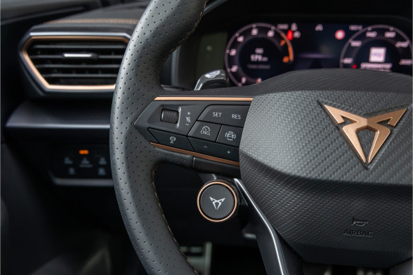 CUPRA Formentor 1.5 TSI e-Hybrid VZ Performance Trekhaak - Sennheiser - ACC