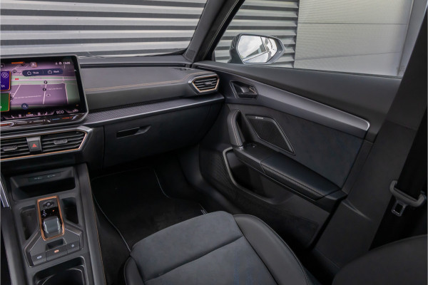 CUPRA Formentor 1.5 TSI e-Hybrid VZ Performance Trekhaak - Sennheiser - ACC