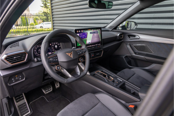 CUPRA Formentor 1.5 TSI e-Hybrid VZ Performance Trekhaak - Sennheiser - ACC