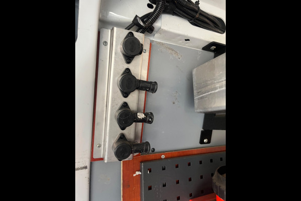 Opel Movano SERVICEWAGEN AUTOMAAT 2.3 CDTI BiTurbo 170pk euro6 L2H2 V230 OMVORMER BOTT INRICHTING STANDKACHEL AIRCO RIJKLAARPRIJS