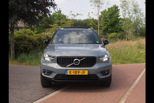 Volvo XC40 1.5 T5 Recharge R-Design | Panoramadak | Trekhaak | Harman Kardon | 360 Camera | Apple Carplay |