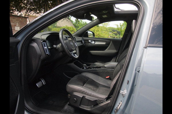 Volvo XC40 1.5 T5 Recharge R-Design | Panoramadak | Trekhaak | Harman Kardon | 360 Camera | Apple Carplay |