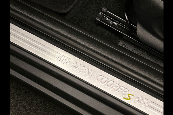 MINI Mini Electric Essential 33 kWh | Apple/Carplay | Stoelverwarming | Climate/Control