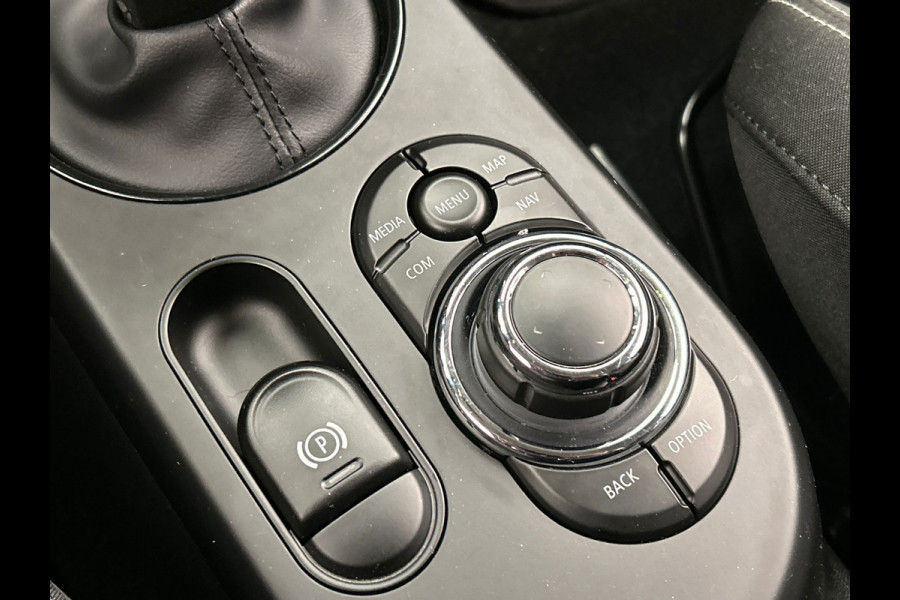 MINI Mini Electric Essential 33 kWh | Apple/Carplay | Stoelverwarming | Climate/Control