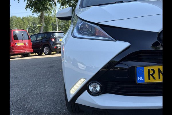 Toyota Aygo 1.0 VVT-i x-play | Camera | Carplay | Cruisec. | Navi