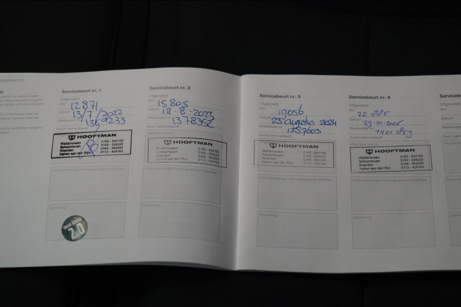 Volvo XC40 1.5 T2 Momentum / NL-Auto / 22dkm NAP / Elek. Trekhaak / Camera / Navigatie / DAB / Climate
