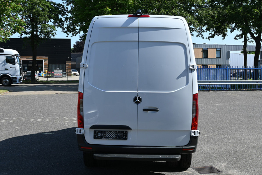 Mercedes-Benz Sprinter 516 CDI L2H2 Geveerde stoel, Navigatie met camera