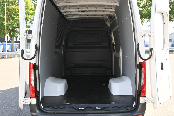 Mercedes-Benz Sprinter 516 CDI L2H2 Geveerde stoel, Navigatie met camera