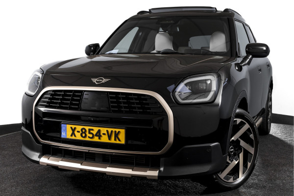 MINI Countryman 1.5 170 PK C Favoured XL Org. NL | S/K-Panodak | Elek. Trekhaak | Adapt. Cruise | Memory | Stoel-+Stuurverw. | Harman/Kardon | PDC | 360 Camera | NAV + App. Connect | ECC | Elek. Klep. | LM 19" |