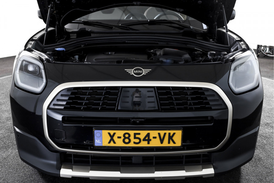 MINI Countryman 1.5 170 PK C Favoured XL Org. NL | S/K-Panodak | Elek. Trekhaak | Adapt. Cruise | Memory | Stoel-+Stuurverw. | Harman/Kardon | PDC | 360 Camera | NAV + App. Connect | ECC | Elek. Klep. | LM 19" |