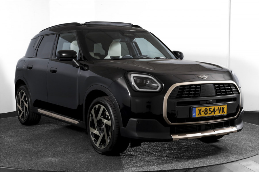 MINI Countryman 1.5 170 PK C Favoured XL Org. NL | S/K-Panodak | Elek. Trekhaak | Adapt. Cruise | Memory | Stoel-+Stuurverw. | Harman/Kardon | PDC | 360 Camera | NAV + App. Connect | ECC | Elek. Klep. | LM 19" |
