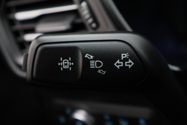Ford Kuga 2.5 PHEV ST-Line Virtual Cockpit, Cruise, Camera, Apple Carplay, DAB, Elek. Trekhaak, 18''