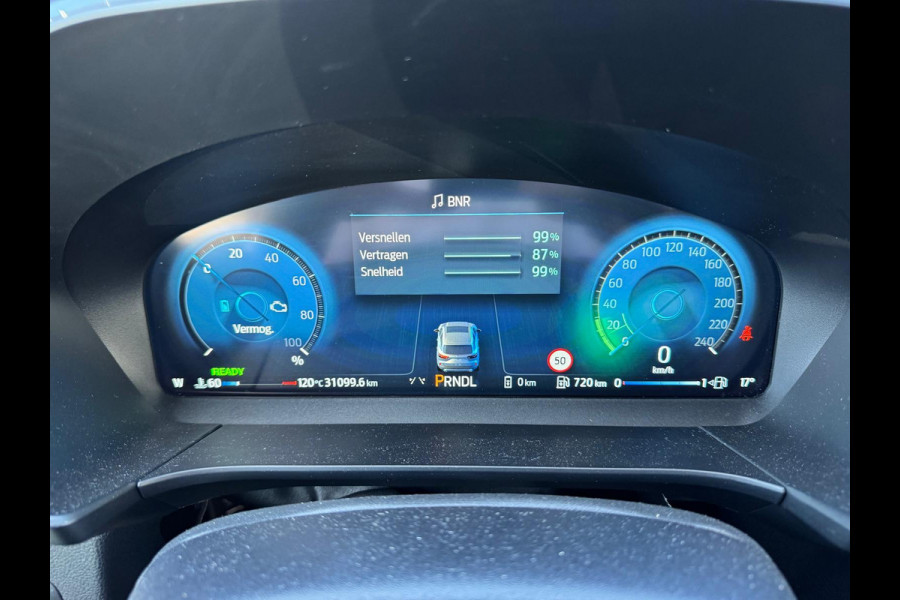 Ford Kuga 2.5 PHEV ST-Line 243pk | Winterpack | Wegklapbare Trekhaak | 2.100kg Trekgewicht | Orig. NL auto