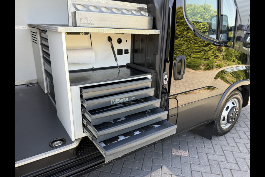 Iveco Daily 35C21 3.0 210 PK AUTOMAAT L3H2 N1 / MOTORSPORT INRICHTING / LUIFEL / LUCHTSLANG / DUBBEL LUCHT / 3-ZITS