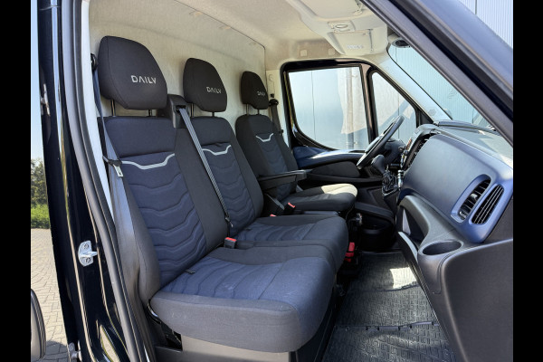Iveco Daily 35C21 3.0 210 PK AUTOMAAT L3H2 N1 / MOTORSPORT INRICHTING / LUIFEL / LUCHTSLANG / DUBBEL LUCHT / 3-ZITS