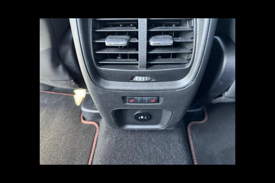 Ford Kuga 2.5 PHEV ST-Line X 243pk | Winterpack | Driver Assistance Pack | AGR-Stoelen | Orig. NL auto