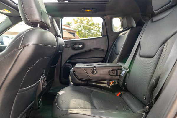 Jeep Compass 4xe 240 Plug-in Hybrid Electric Trailhawk I Pano I Leder I ALpine I Vol opties I