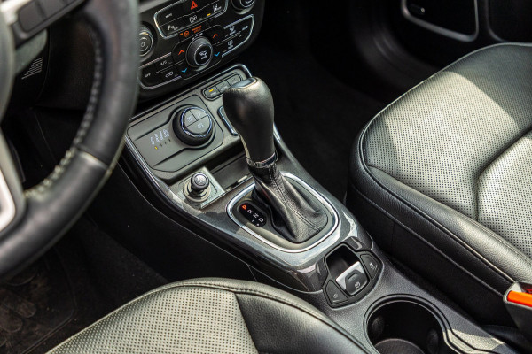 Jeep Compass 4xe 240 Plug-in Hybrid Electric Trailhawk I Pano I Leder I ALpine I Vol opties I